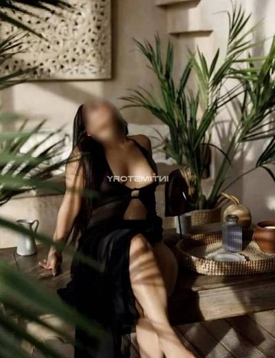 Эмилия фото 2